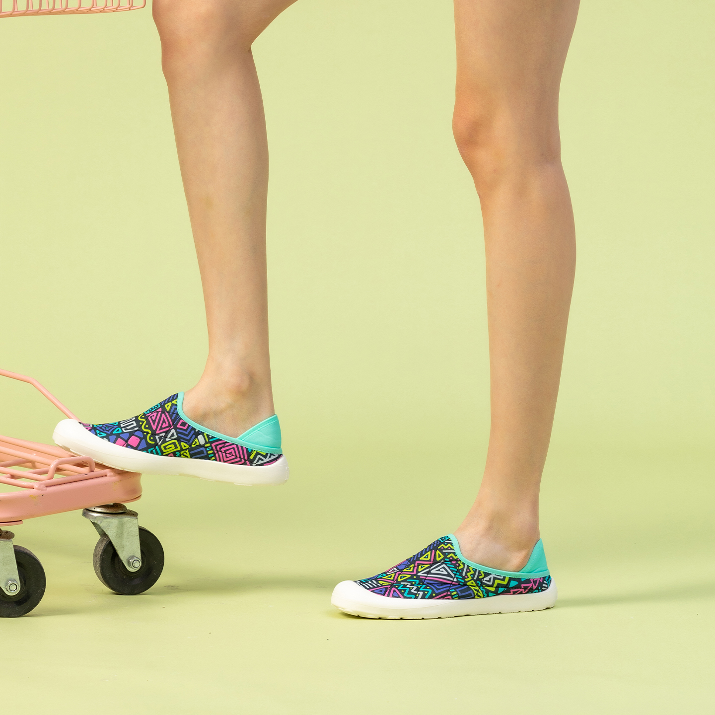 A8001 footwear photo 11